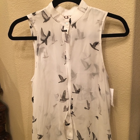 NWT~Unique HAUTE HIPPIE Bird Print Top Size XS - Picture 2 of 8